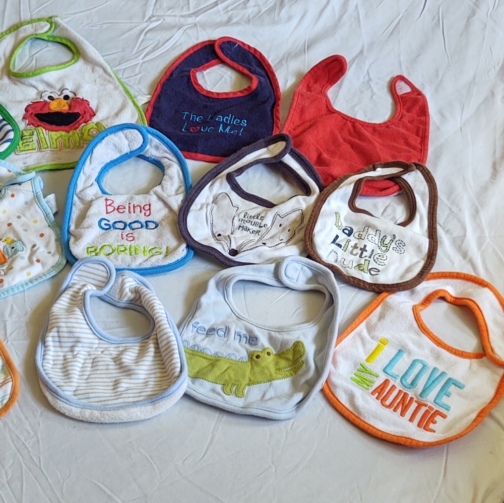 15 Bibs - Picture 2 of 3